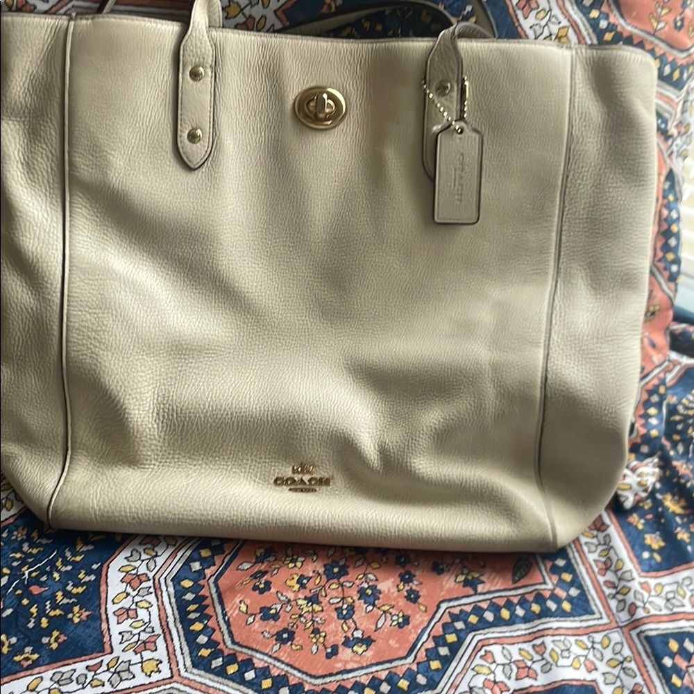 Coach Cream Pebbled Leather Tote with Structured Design